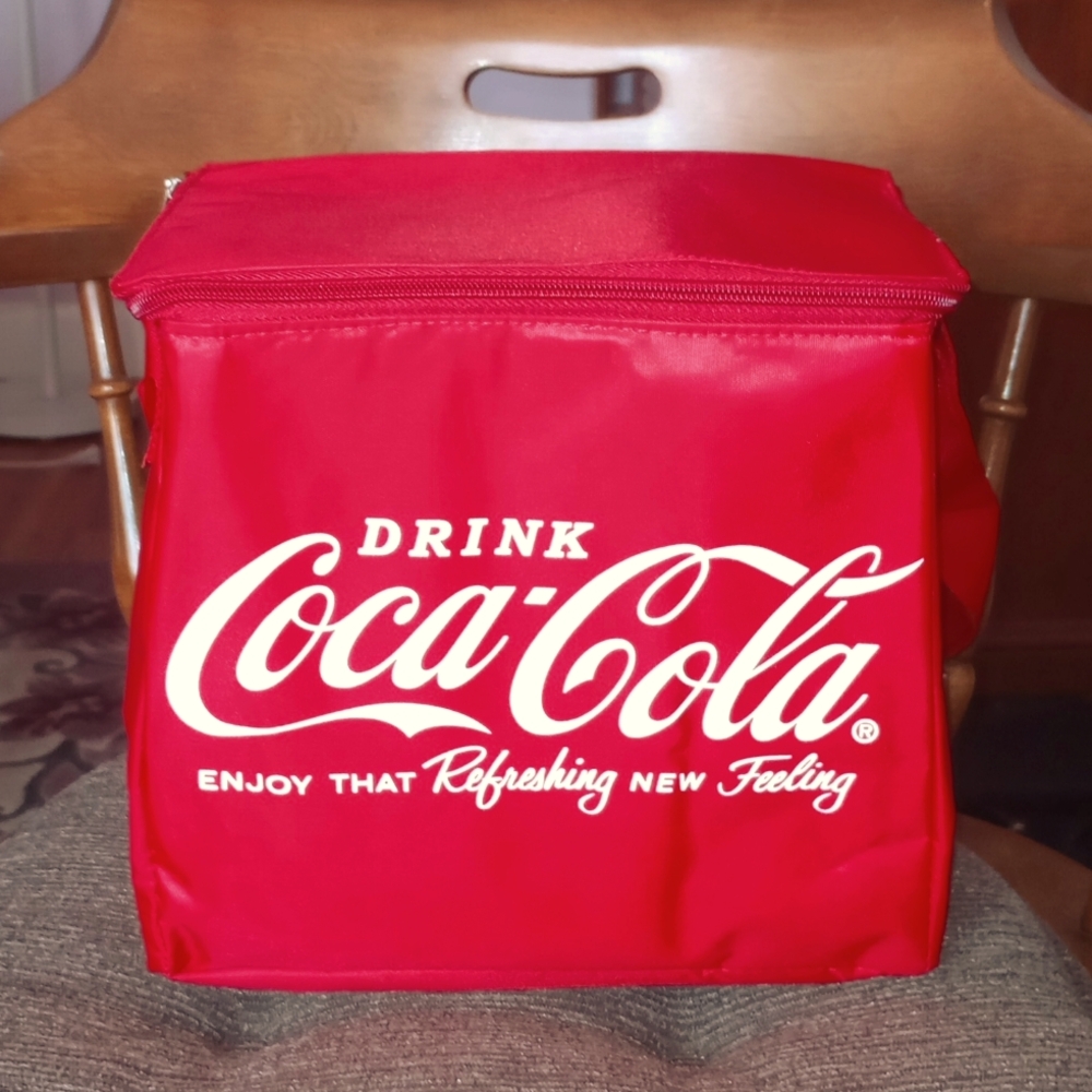 Coca-Cola 12 Pack Cooler
